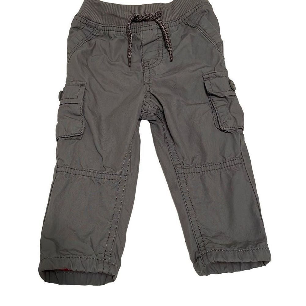 EUC OshKosh B’Gosh Gray Cargo Pants - 6M